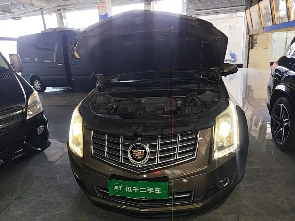 Cadillac SRX 2016 — фото 20