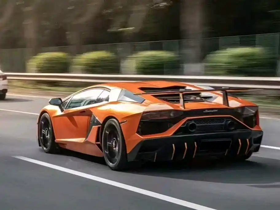 Lamborghini Aventador 2013 — фото 3