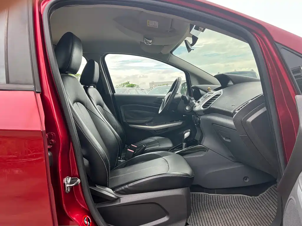 Ford EcoSport 2017 — фото 7
