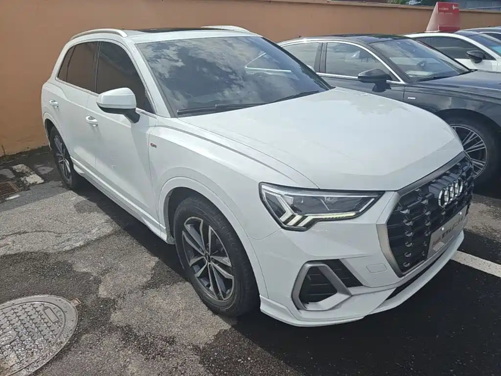 Audi Q3 2021