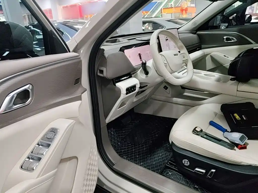 Haval Xiaolong MAX 2025 — фото 15