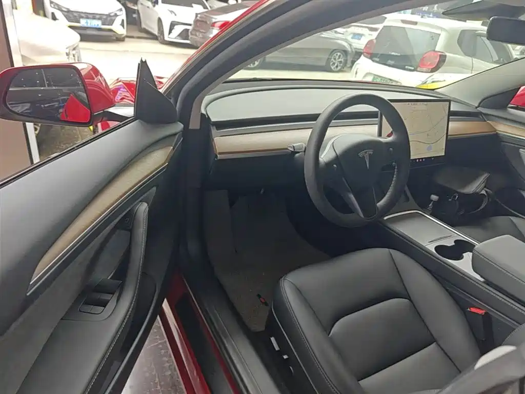 Tesla Model 3 2021 — фото 16