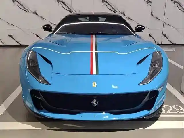 Ferrari 812 2023 — фото 2