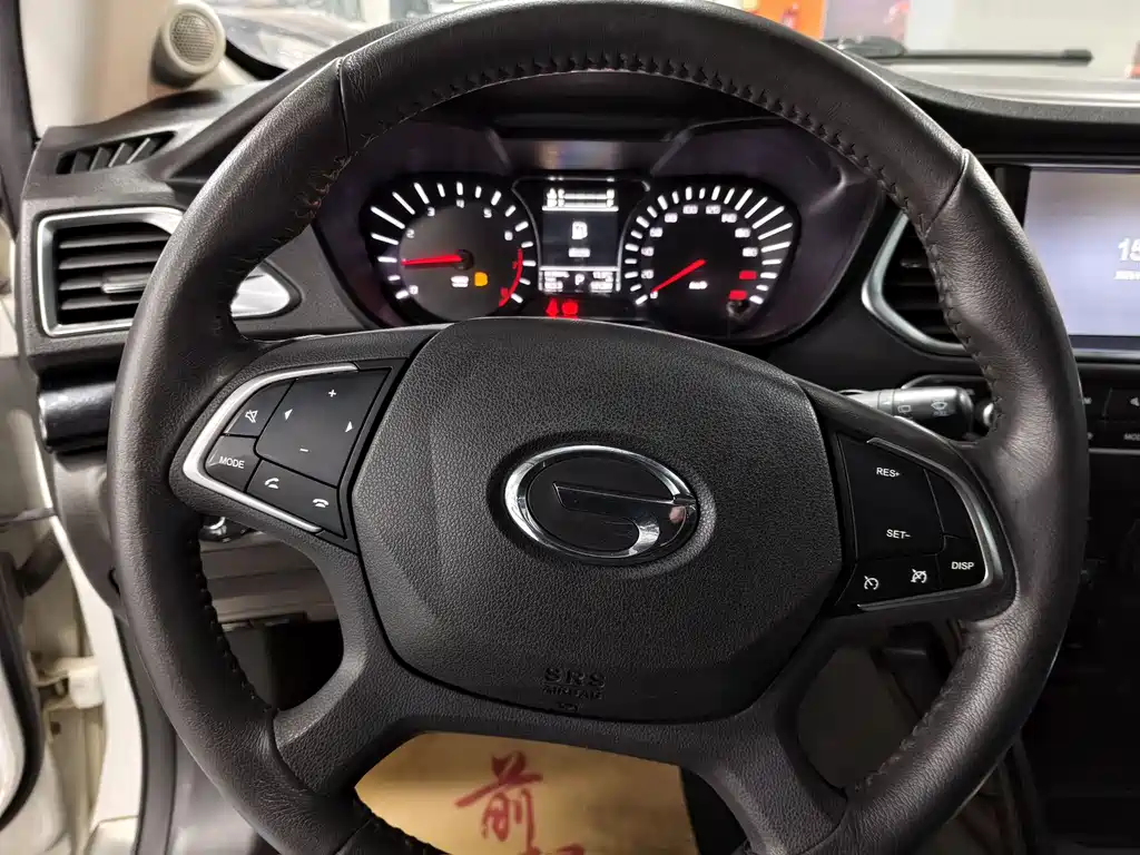 GAC Motor Trumpchi GS4 2016 — фото 13