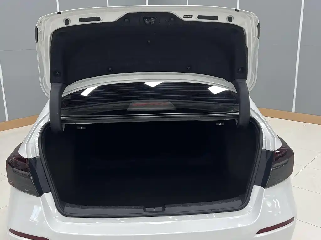 Honda Civic 2022 — фото 12