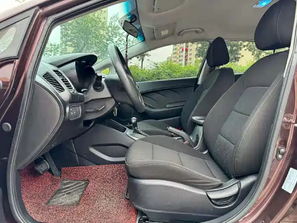 Kia K3 2013
