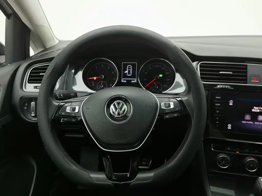 Volkswagen Golf 2018 — фото 11
