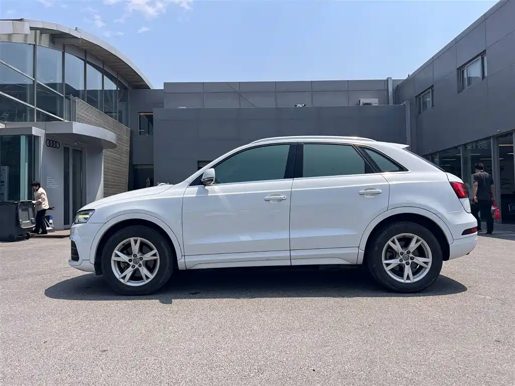 Audi Q3 2016 — фото 4