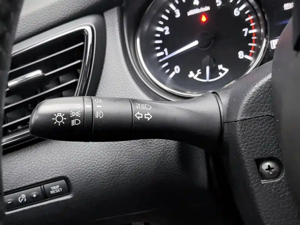 Nissan X-Trail 2018 — фото 21