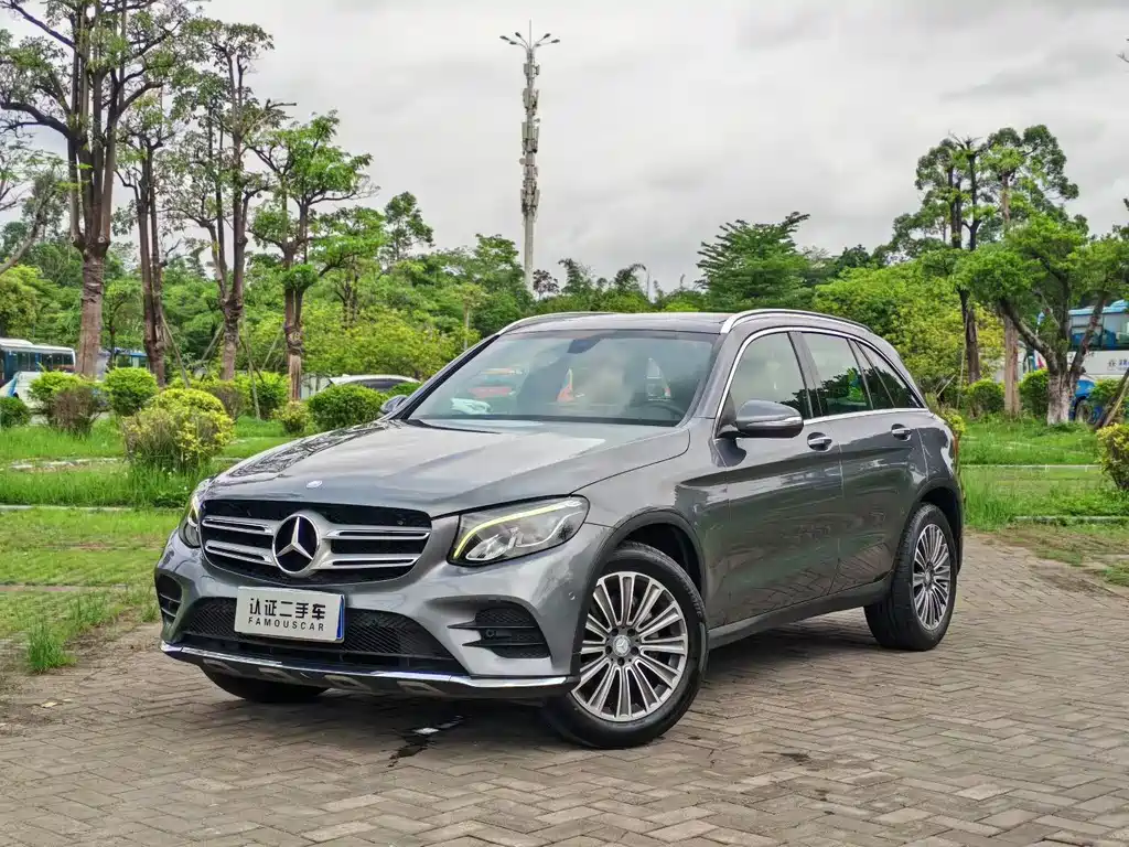Mercedes-Benz GLC 2017 — фото 1