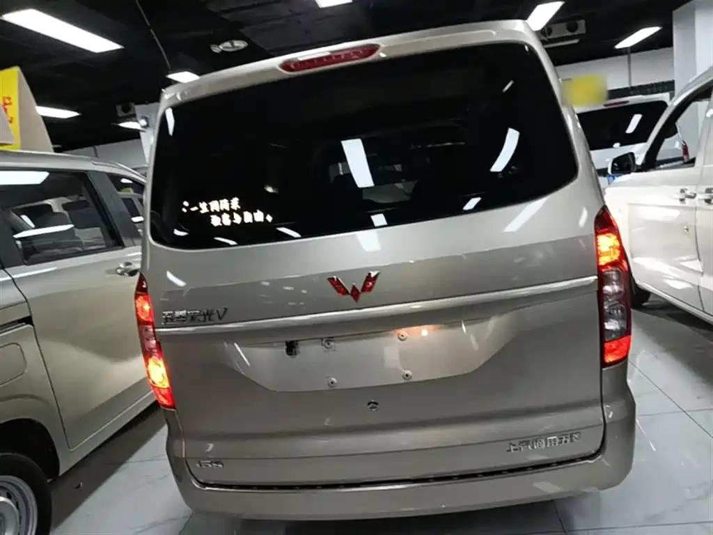 Wuling Hongguang V 2024 — фото 6