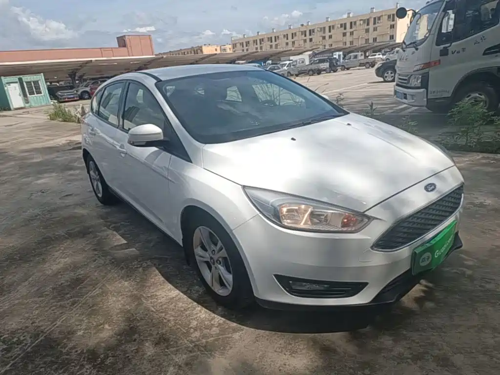 Ford Focus 2016 — фото 4
