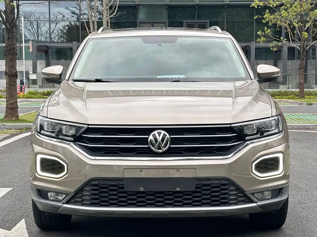 Volkswagen T-Roc 2019 — фото 2