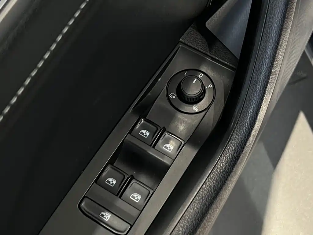 Skoda Superb 2023 — фото 15