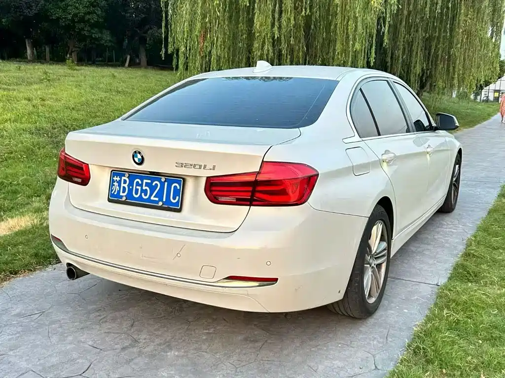 BMW 3 Series 2016