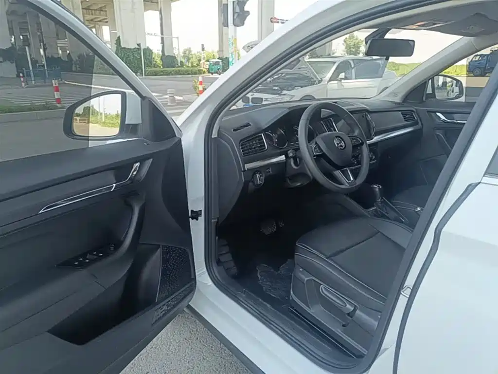 Skoda Kamiq 2024 — фото 16