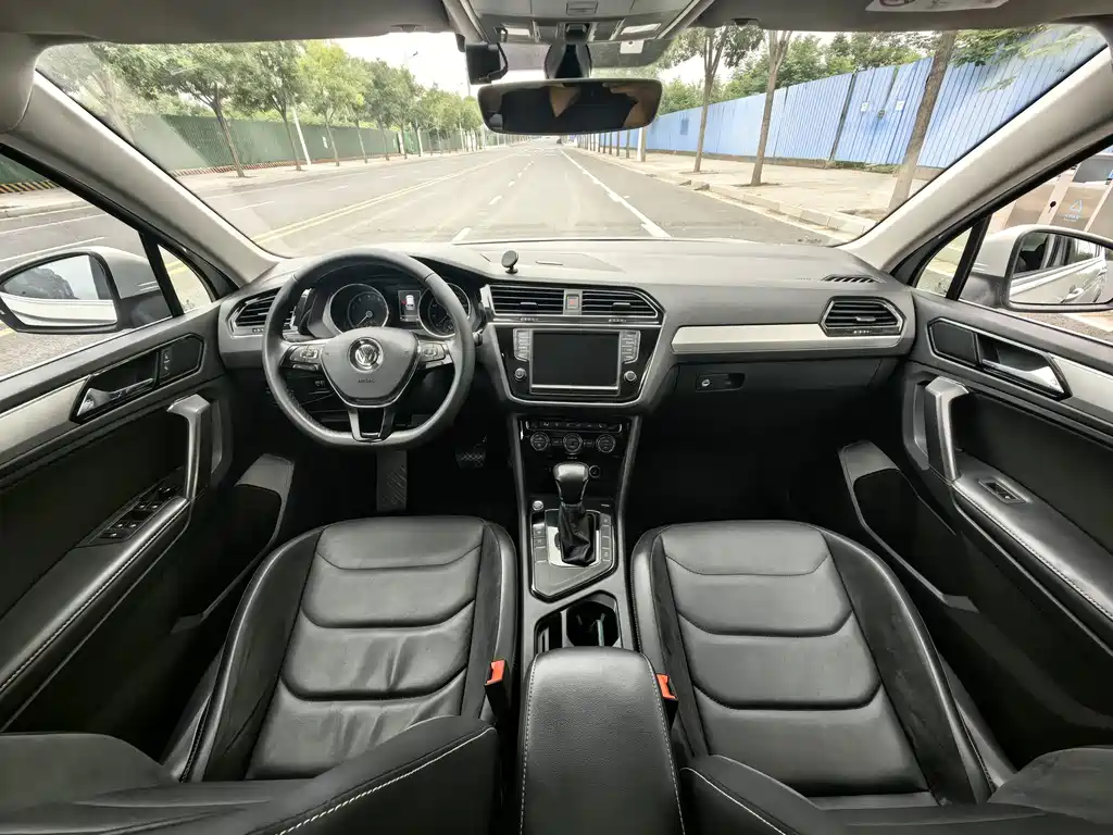 Volkswagen Tiguan L 2017