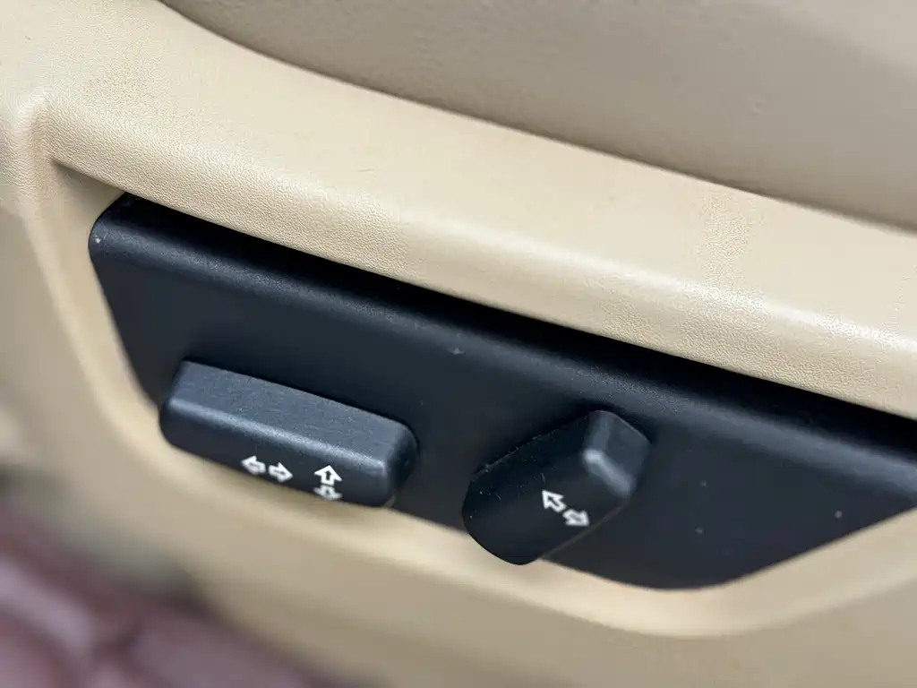 Land Rover Freelander 2 2010 — фото 17