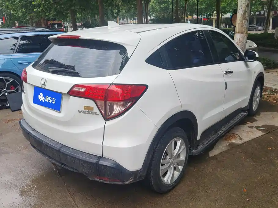 Honda Vezel 2016