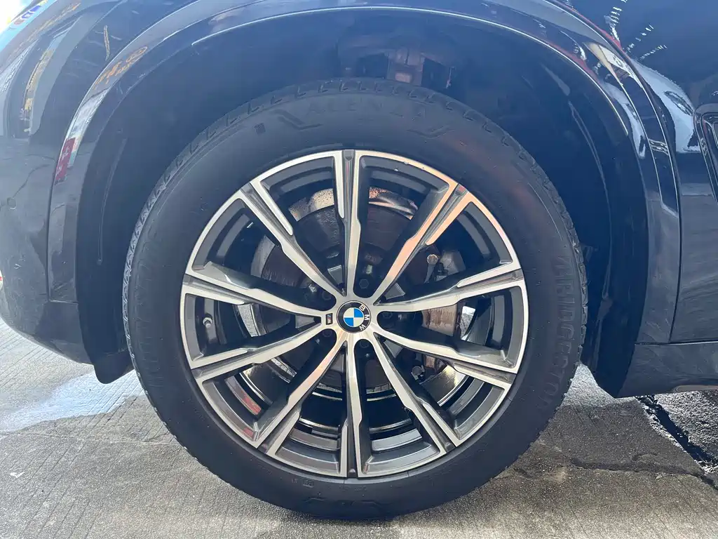 BMW X5 2022 — фото 9