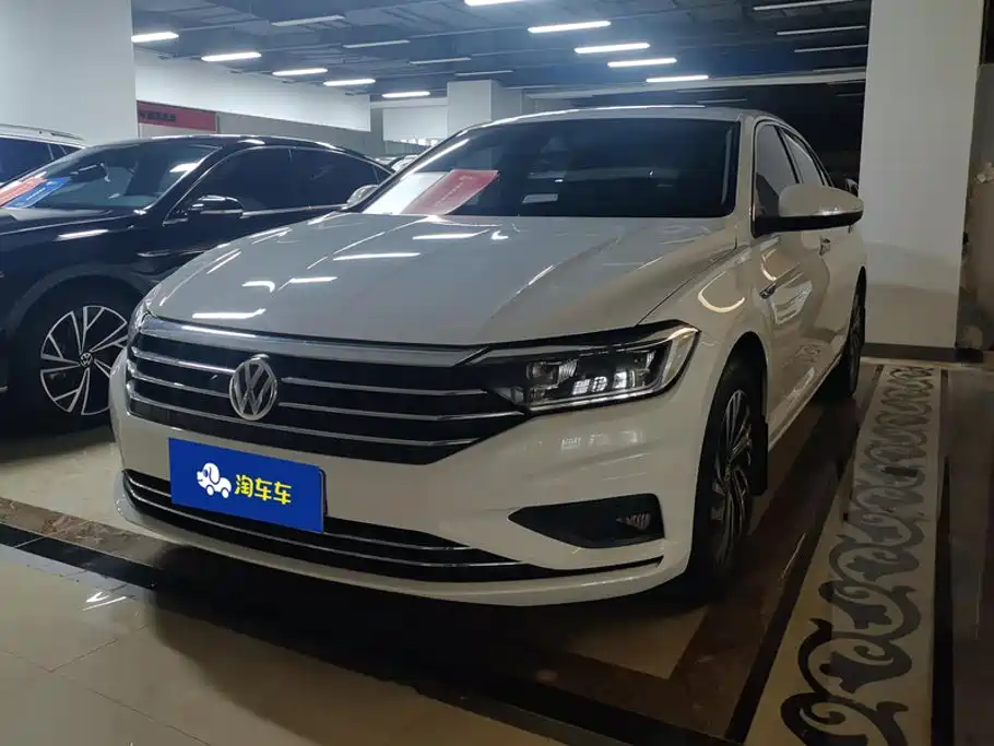 Volkswagen Sagitar 2022