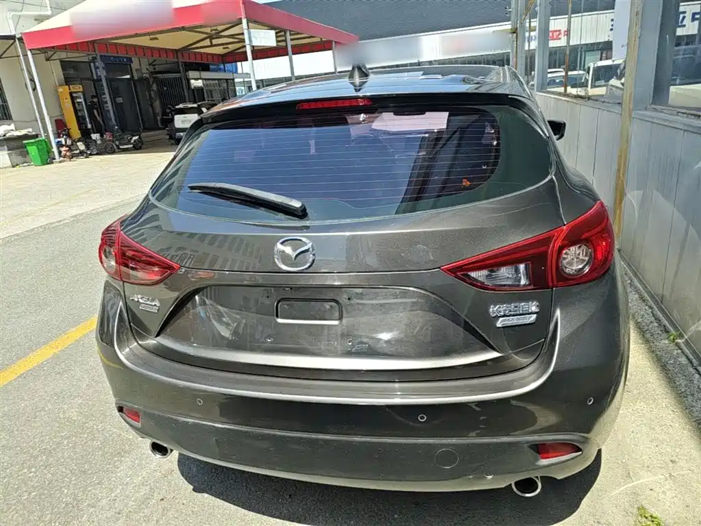Mazda 3 Axela 2015 — фото 6