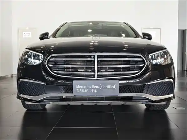 Mercedes-Benz E-Class 2022