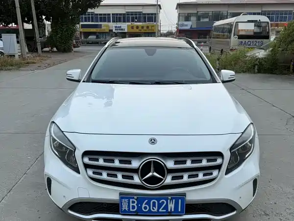 Mercedes-Benz GLA 2017