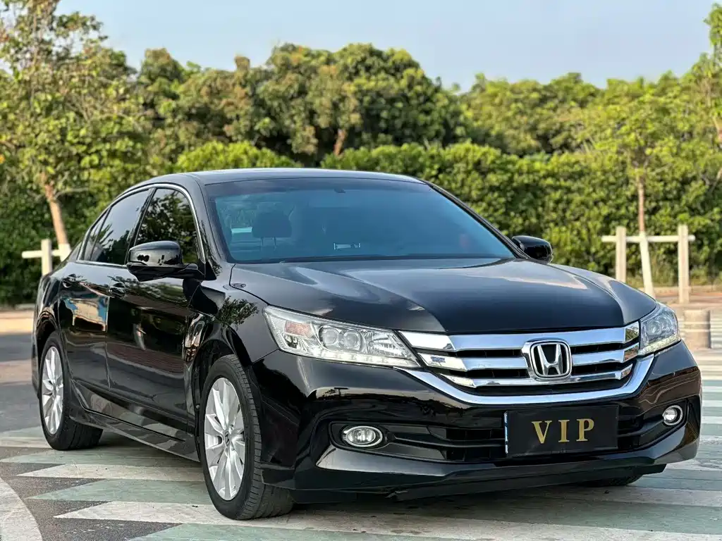 Honda Accord 2015 — фото 3
