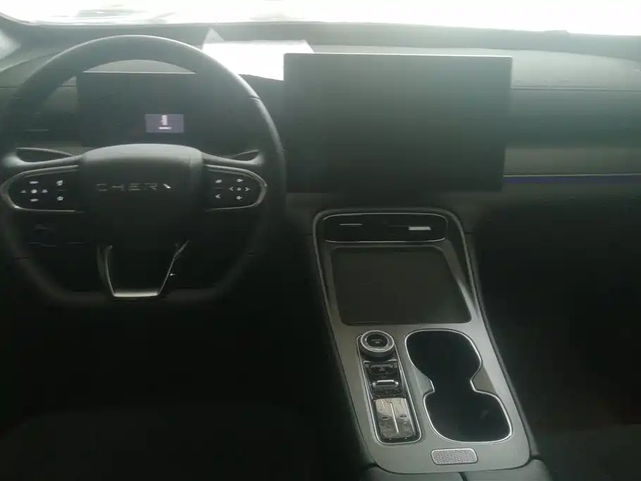 Chery Tiggo 8 PLUS 2025 — фото 12