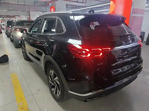 Hongqi HS5 2022