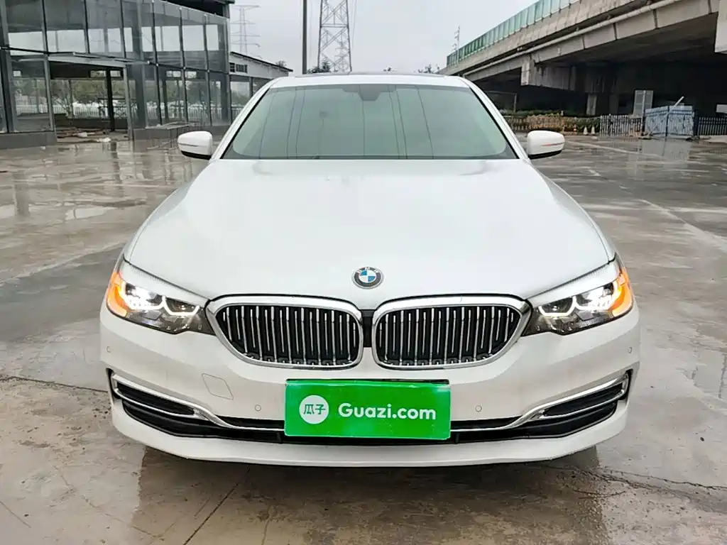 BMW 5 Series 2019