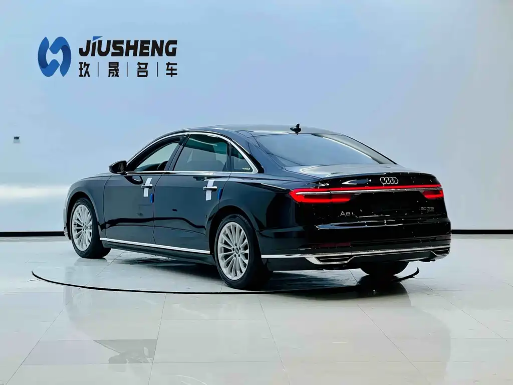Audi A8 2022