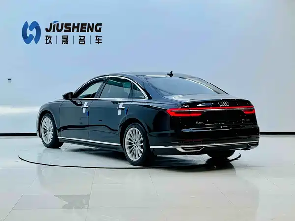 Audi A8 2022