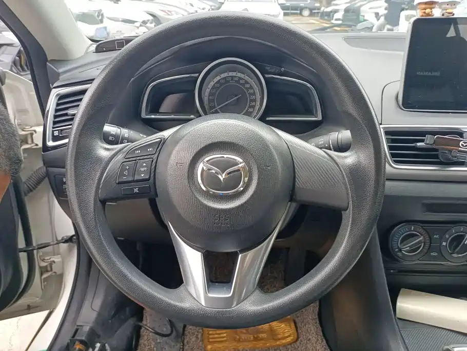 Mazda 3 Angkesela 2016 — фото 15
