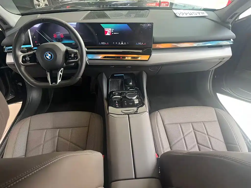 BMW i5 2024 — фото 9