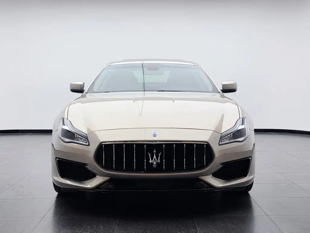 Maserati Quattroporte 2013 — фото 2
