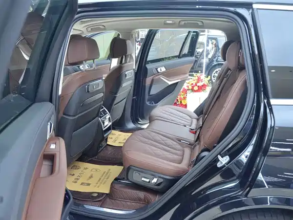 BMW X7 2024
