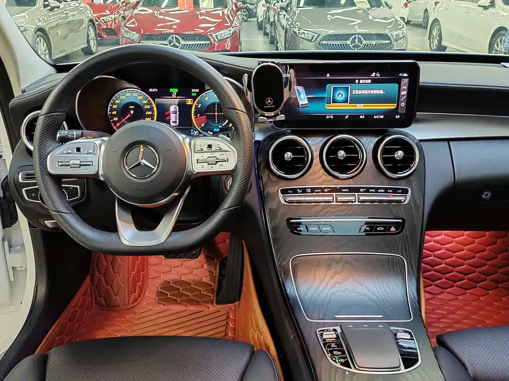 Mercedes-Benz C-Class 2020 — фото 13