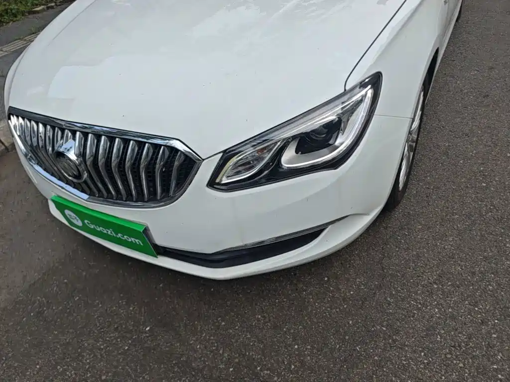 Buick Excelle 2015 — фото 24