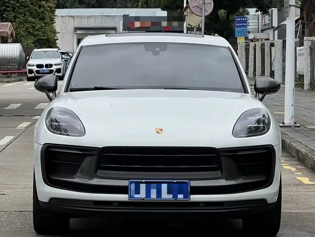 Porsche Macan 2023 — фото 2