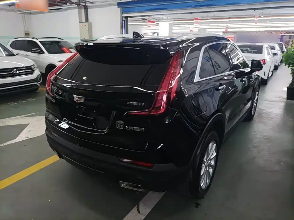 Cadillac XT4 2021 — фото 7
