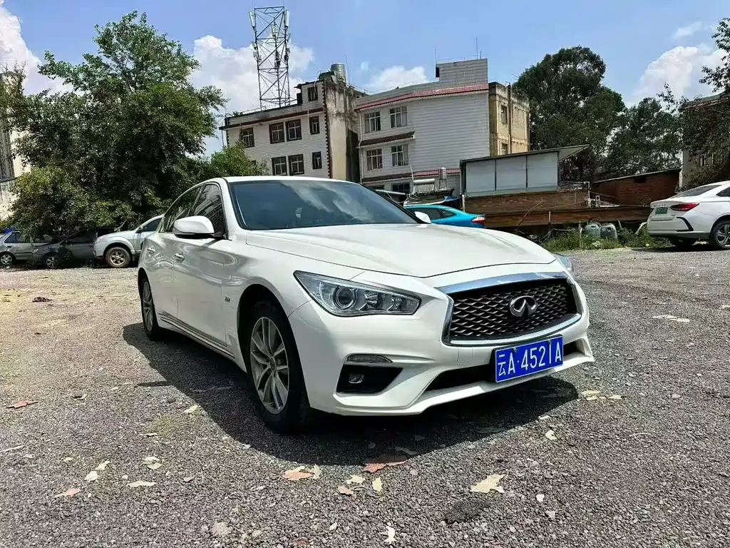 Infiniti Q50L 2022 — фото 3