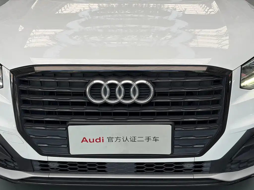 Audi Q2L 2021 — фото 16