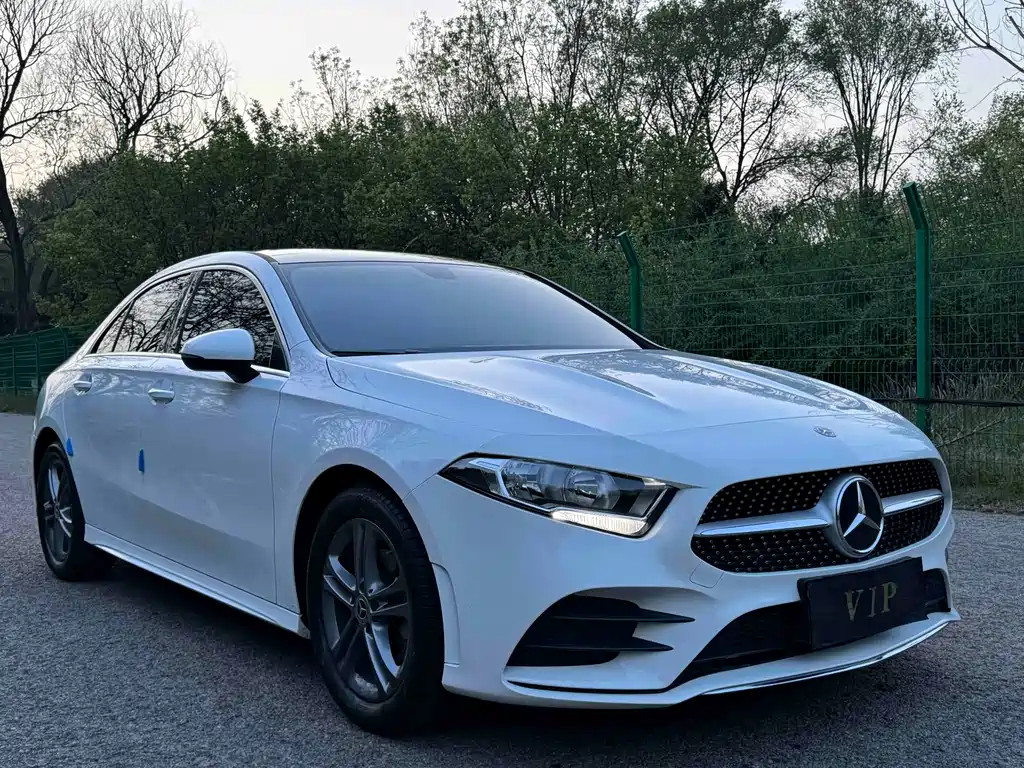 Mercedes-Benz A-Class 2022 — фото 3