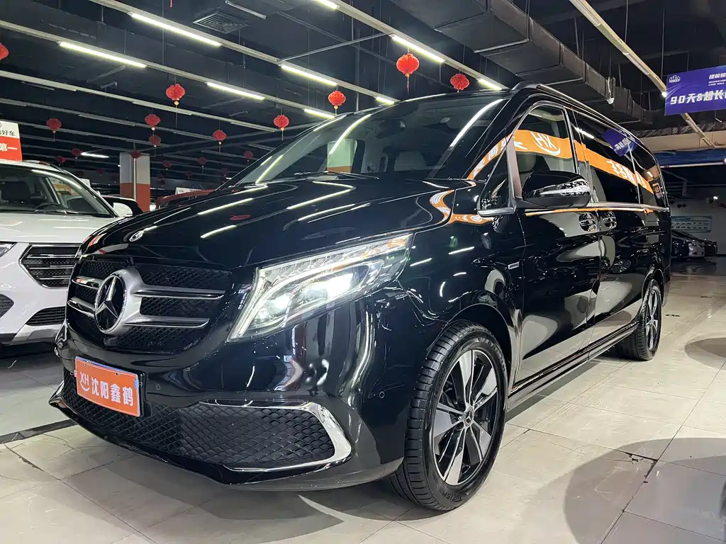 Mercedes-Benz V-Class 2022
