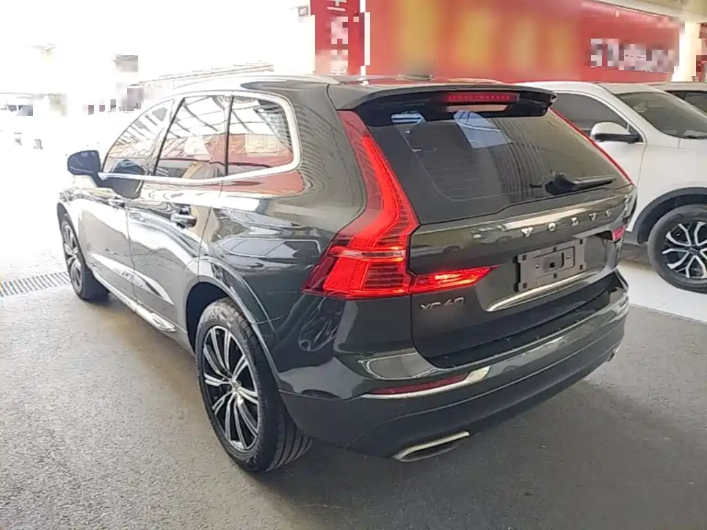 Volvo XC60 2019 — фото 5