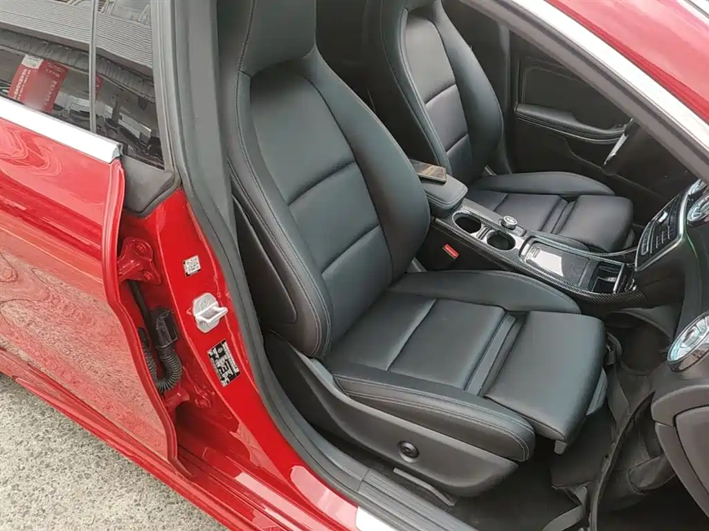 Mercedes-Benz CLA 2018 — фото 25