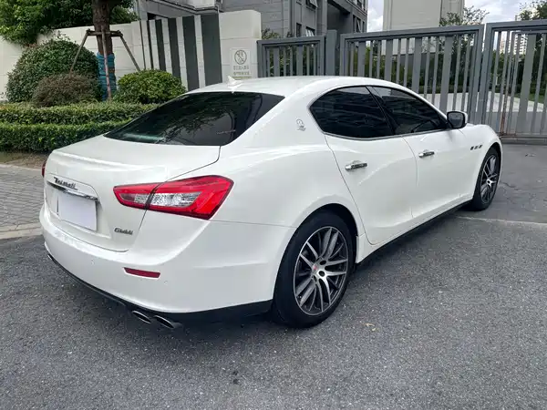 Maserati Ghibli 2016