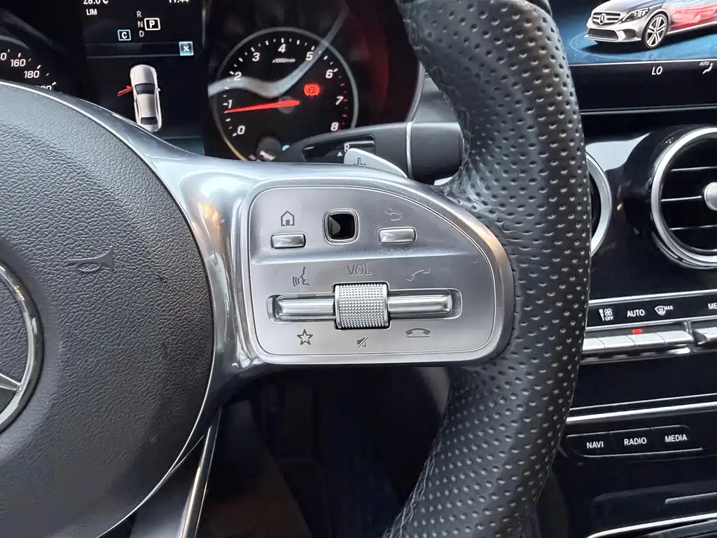 Mercedes-Benz C-Class 2019 — фото 20
